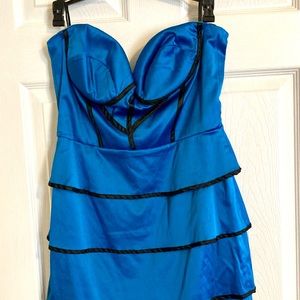 2b Bebe Strapless Cocktail Dress